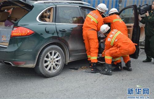 新奥今晚买什么和干部驾车致男童死亡与干部开车撞人怎么处理